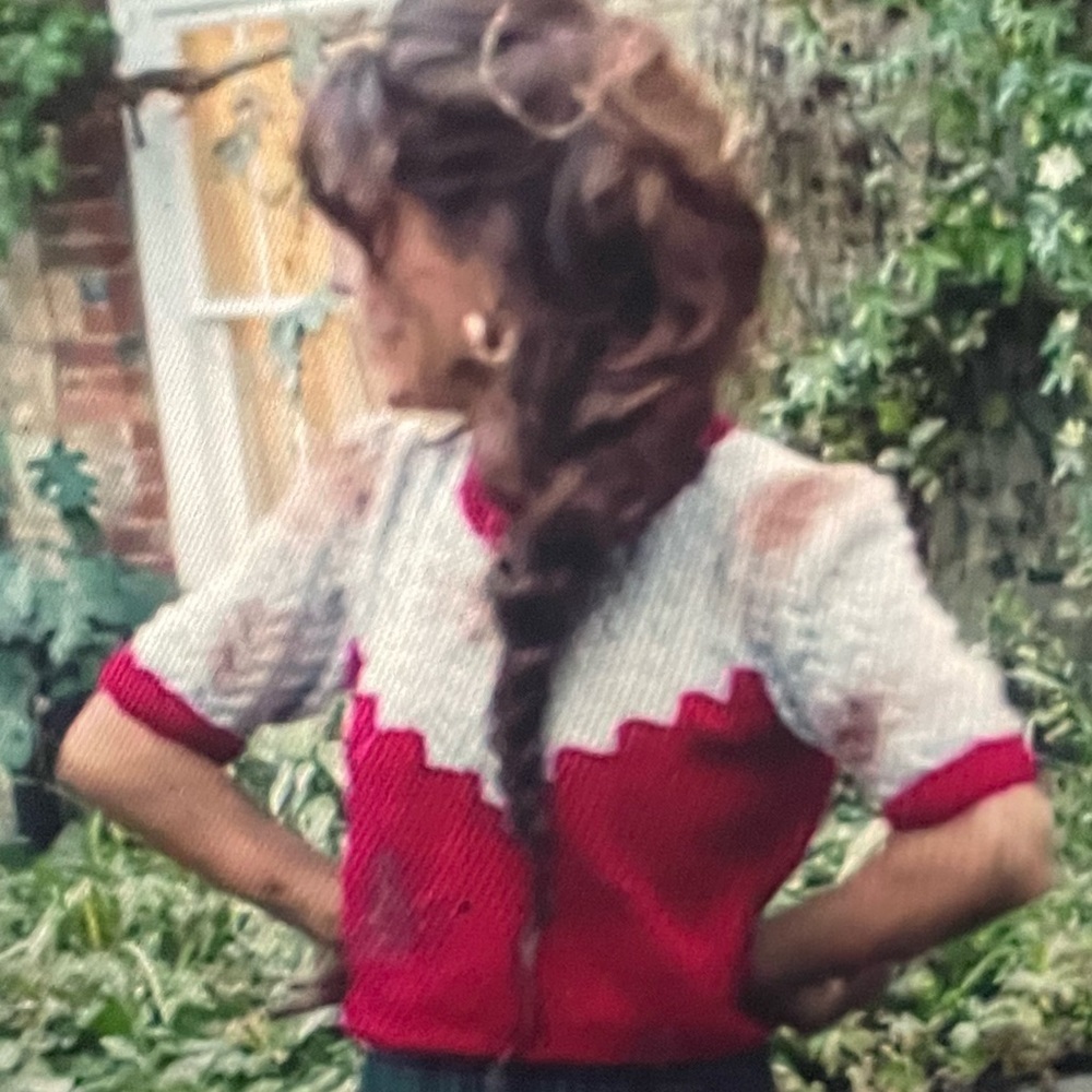 Meet your Posher, Nilou